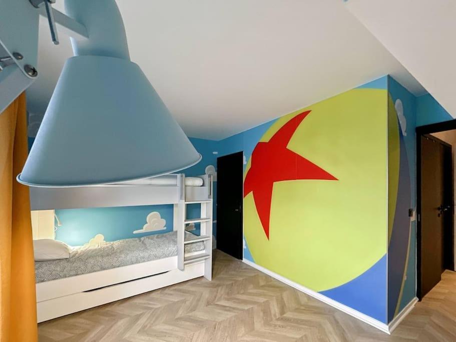 The Art Of Disney Chessy Exterior foto